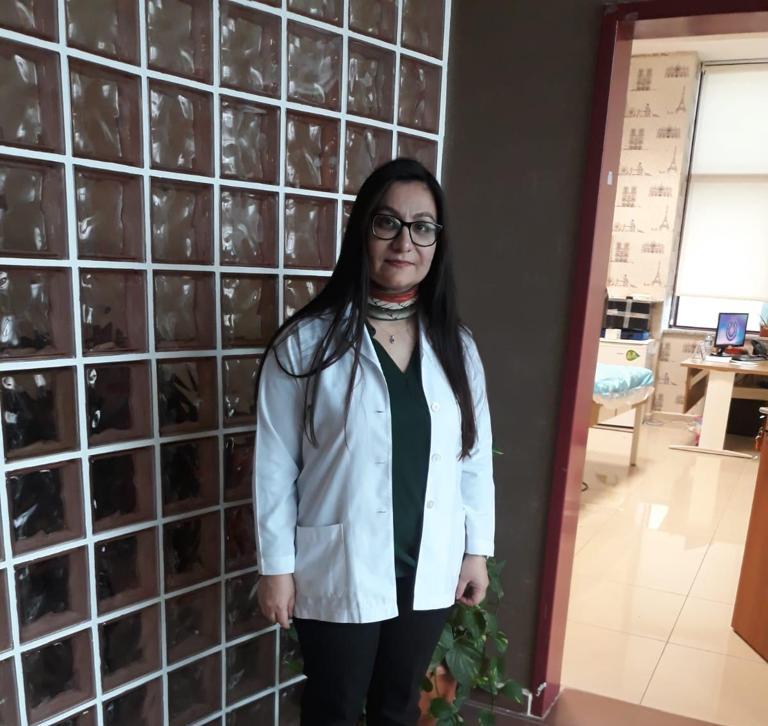 Prof. Dr. Perihan Öztürk “Saç Dökülmesi Şikâyetlerinin Yüzde 75’i Koronavirüsle Alakalı”