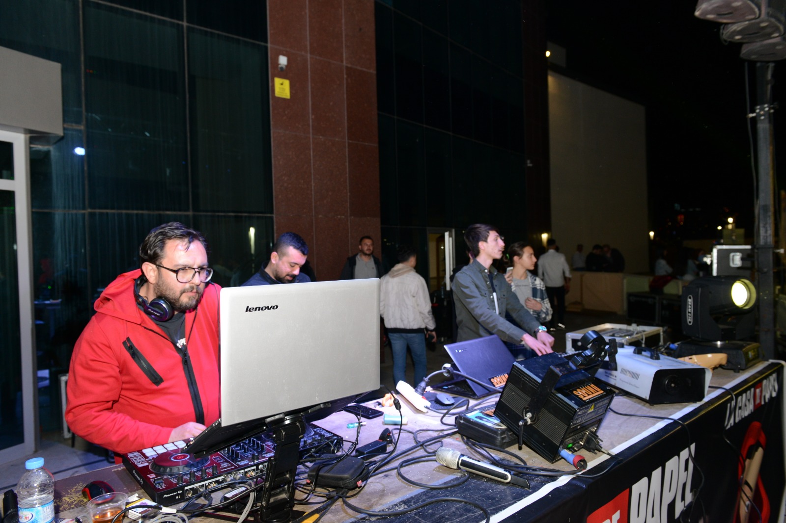 KSÜ Öğrencileri 30. Yıl Açık Hava Kutlama Programında Müzik ve Eğlenceye Doydu