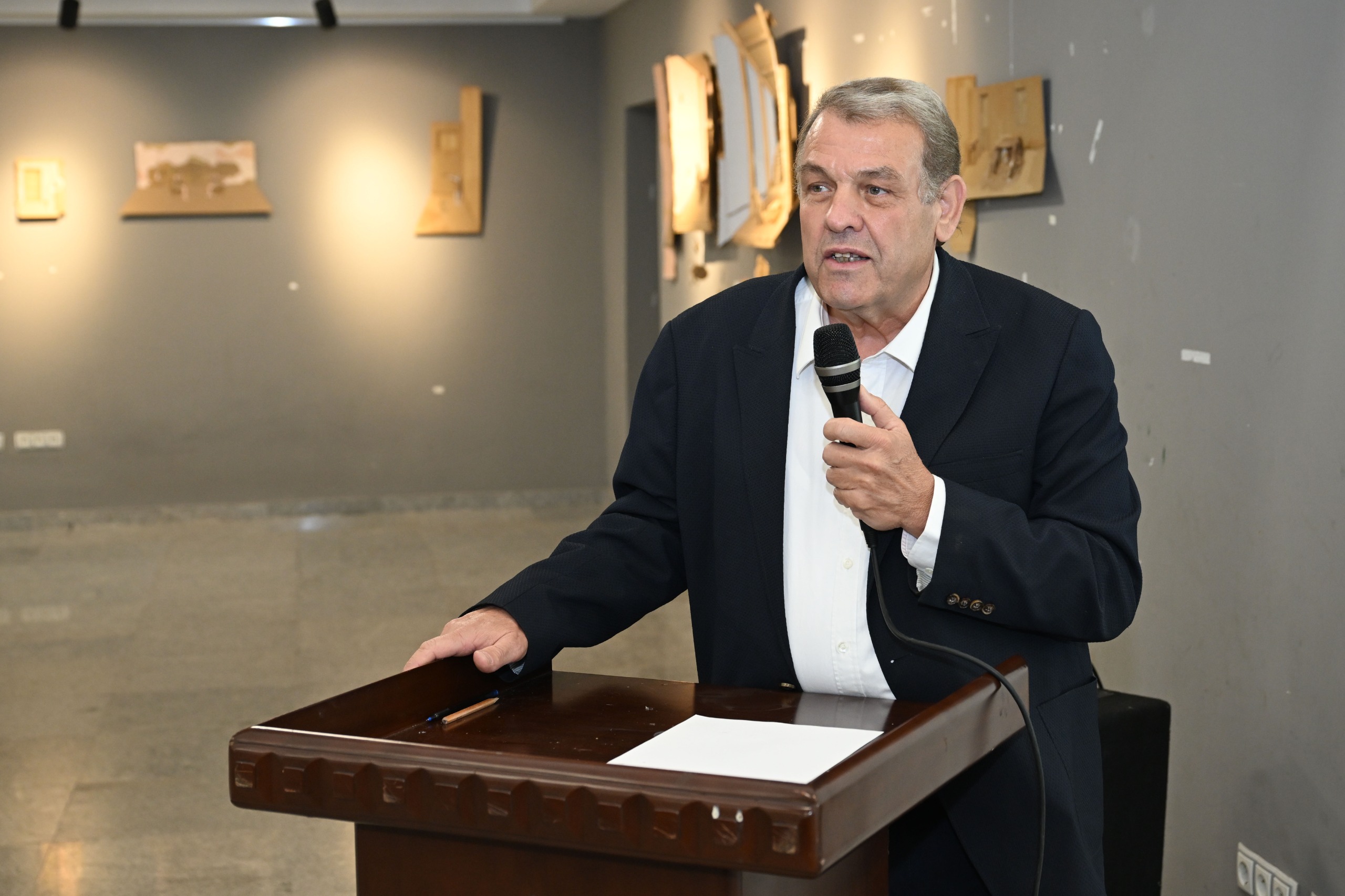 Filistin’in Sessiz Duvarları Sergisi Sanatseverlerle Buluştu