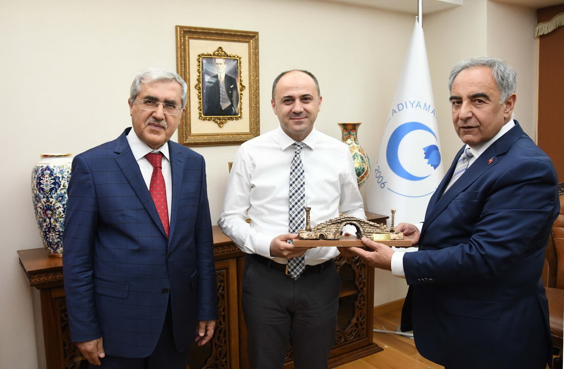 Üniversitemiz Rektörü Can, ADYÜ Rektörü Turgut’a ‘Hayırlı Olsun’ Ziyareti Gerçekleştirdi