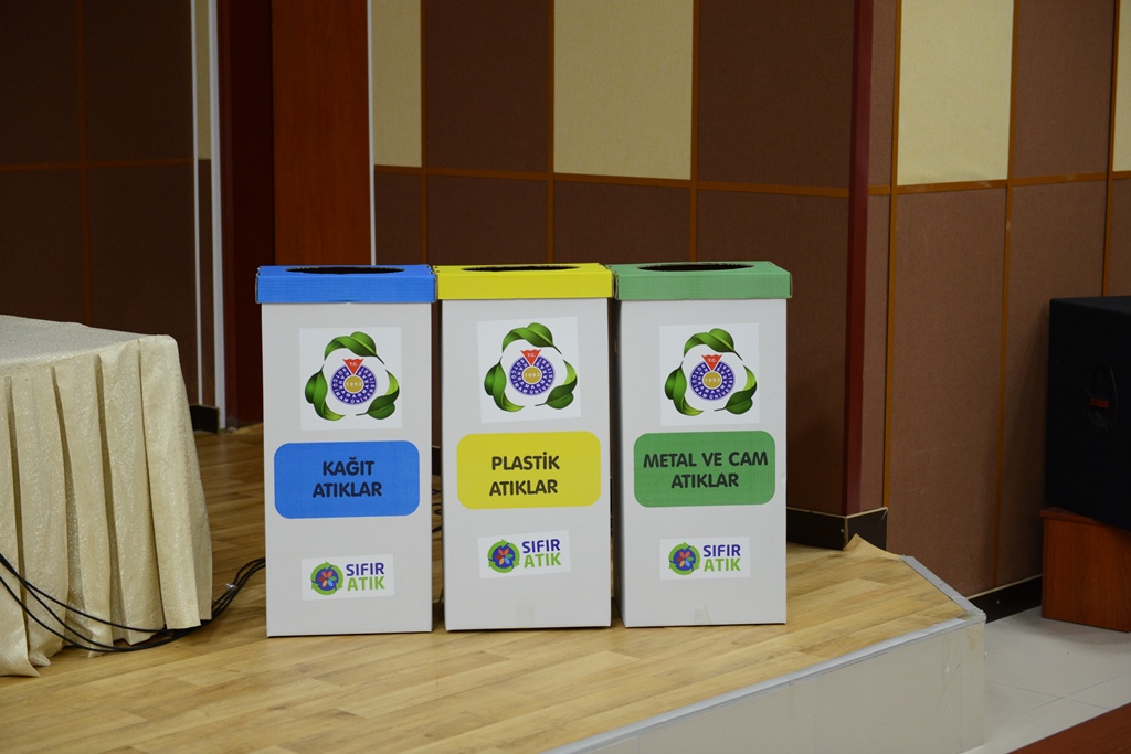 Üniversitemizde Sıfır Atık Projesinin Uygulanması Bilgilendirme Toplantısı Yapıldı