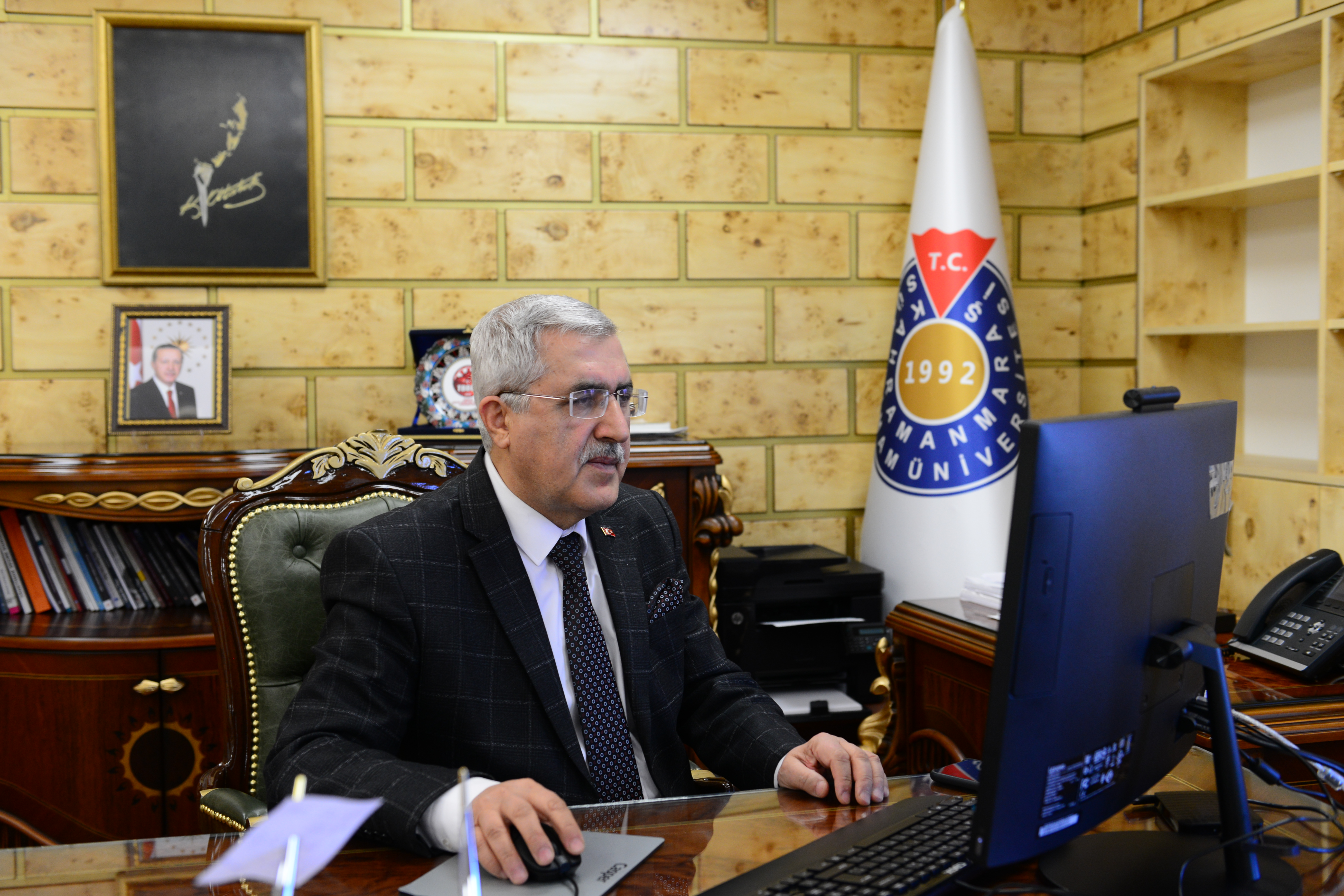 Üniversitemizde 24 Kasım Öğretmenler Gününde ‘Müziği Öğretmek’ Konulu Söyleşi Gerçekleştirildi