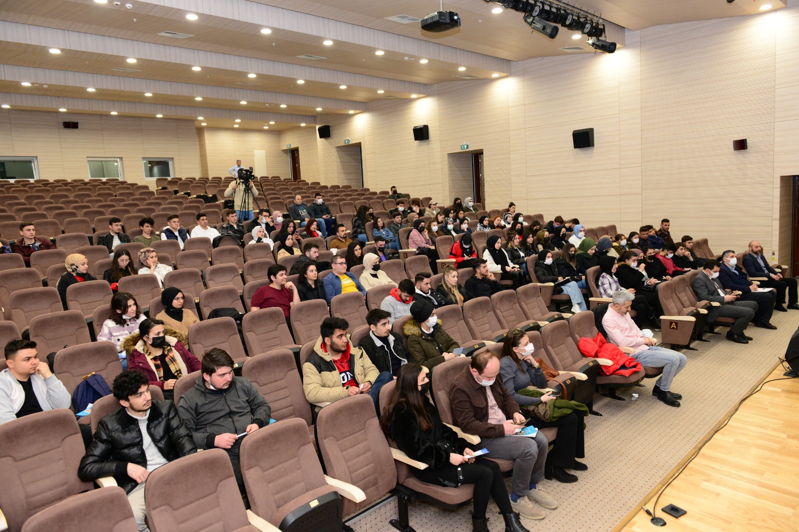 Pegasus Oteller Zinciri Genel Müdürü Cemal Yıldız Kariyer Buluşmaları Kapsamında Tecrübelerini Üniversitemiz Öğrencileri İle Paylaştı