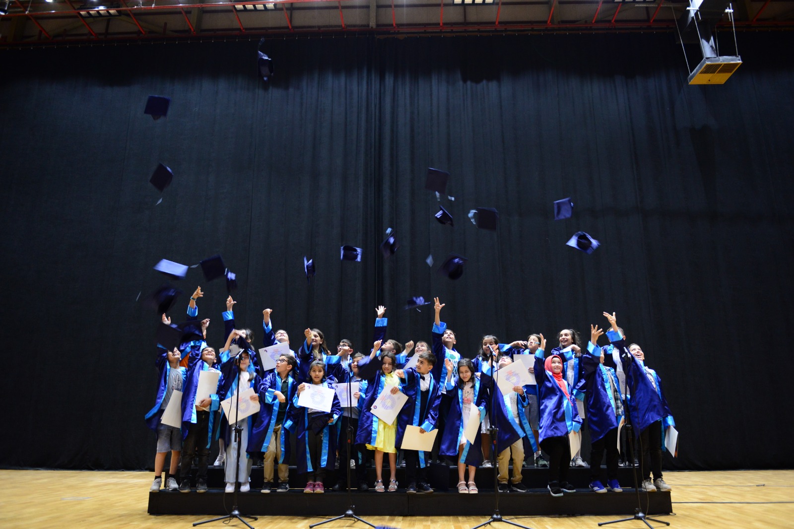 Çocuk Üniversitesi Mezun Vermeye Devam Ediyor: KSÜ Çocuk Üniversitesi 4. Dönem Mezunları Diplomalarını Törenle Aldı
