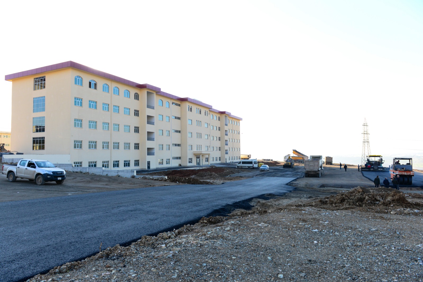 Kahramanmaraş Büyükşehir Belediyesinden KSÜ’de Asfalt Çalışması