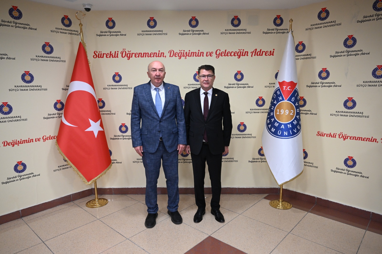 Türk Dil Kurumu (TDK) Başkanı Prof. Dr. Mert, Rektör Prof. Dr. Yasım'ı Makamında Ziyaret Etti