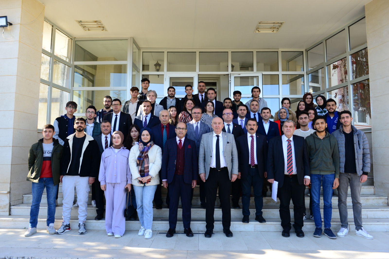 Afşin Sağlık Yüksekokulunda Safiye Hüseyin Elbi Kütüphanesi Açıldı