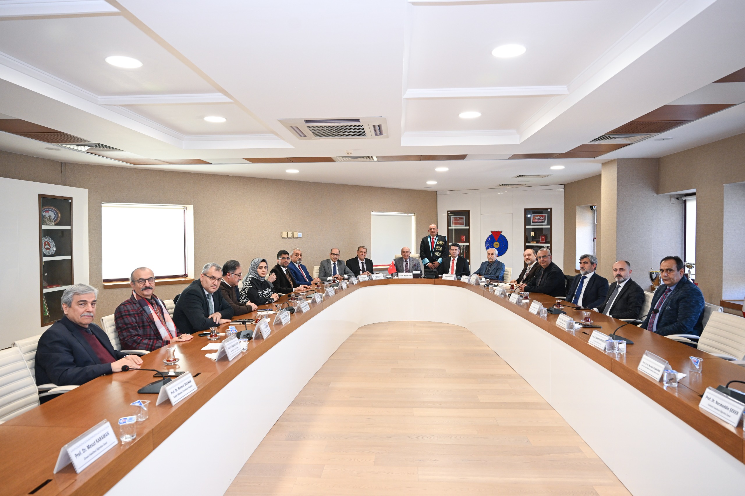 Profesör Kadrosuna Atanan Öğretim Üyemizi Tebrik Ederiz